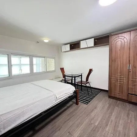 Simple And Relaxing 2-Bedroom Condo Unit Cebu Exterior photo