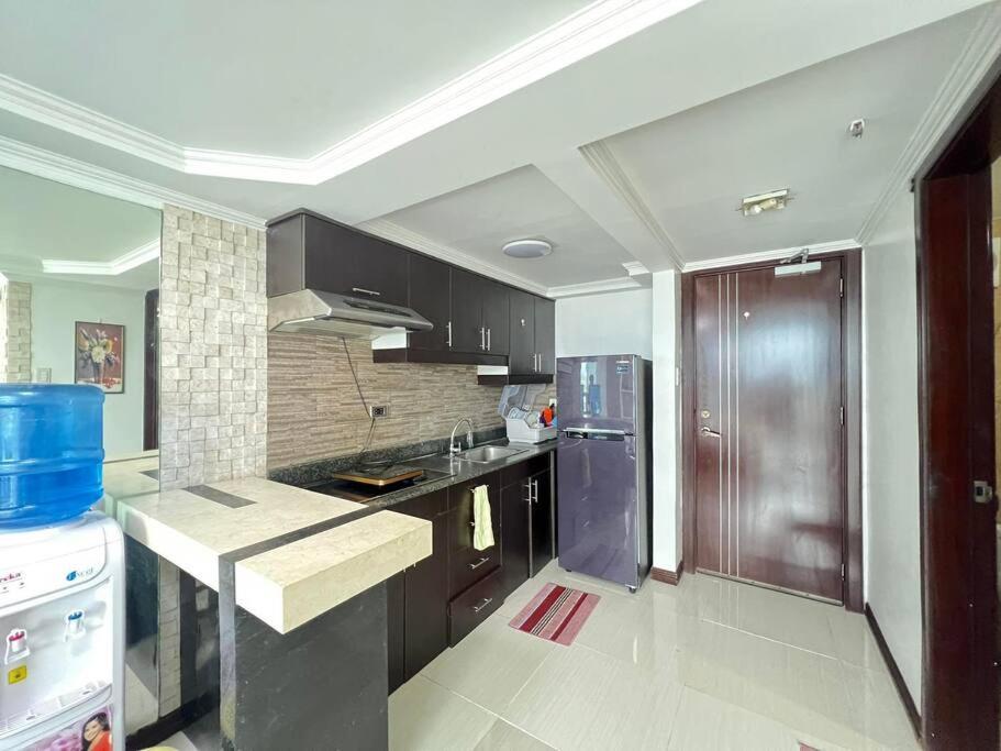 Simple And Relaxing 2-bedroom Unit *